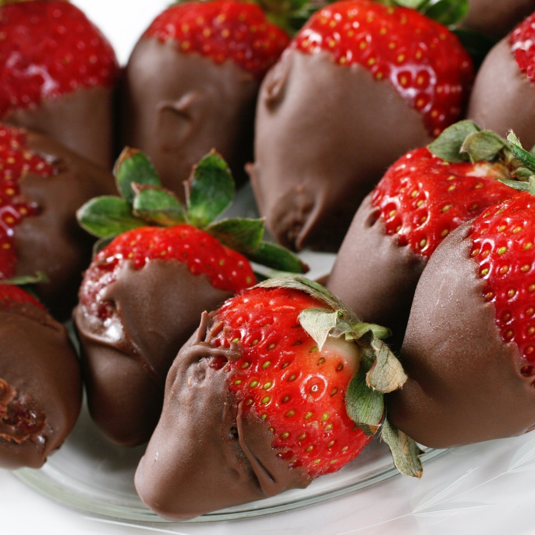 Guilt Free Chocolate Covered Strawberries - Devotion Nutrition