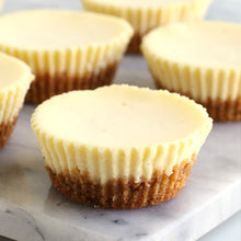 Load image into Gallery viewer, PROTEIN MINI CHEESECAKES
